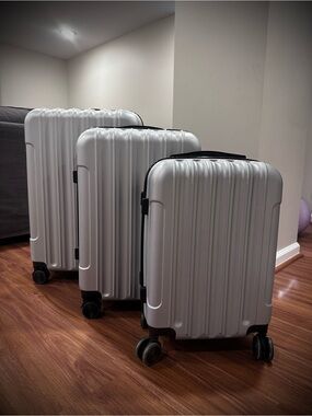 Silver 3-Piece Hardshell Luggage